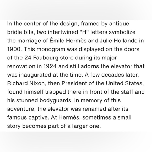 Hermès Red and Gold Silk Scarf - Picture 12 of 14